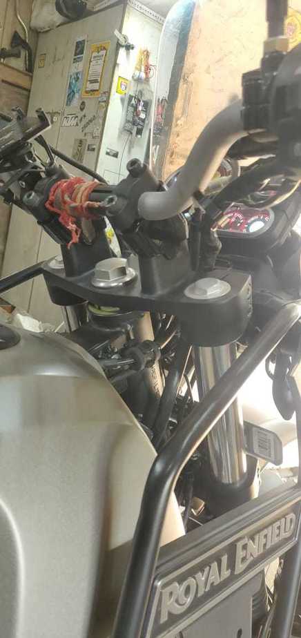 Re himalayan handlebar price 2025